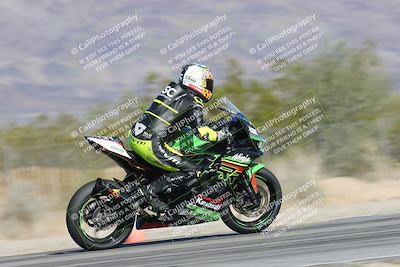 media/Dec-04-2025-Racers Edge (Thu) [[5ebc9f124d]]/3-B Group/5-Session 2 Turn 2 inside Speed Pans/